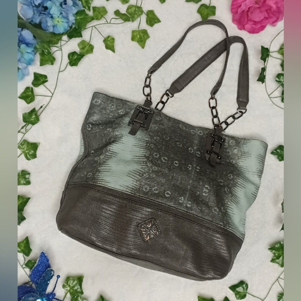 Simply Vera By Vera Wang Shoulder Purse 👜